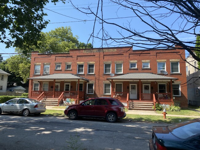 Townhome style 4-pex building - 3422 Daisy Ave Unit 3422