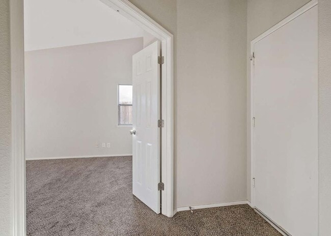 Photo - 2111 W Merritt Ave