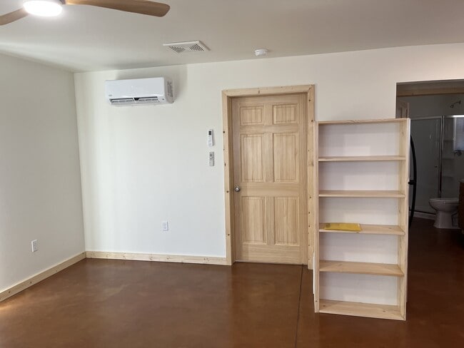 Photo - 2780 Roberts Dr