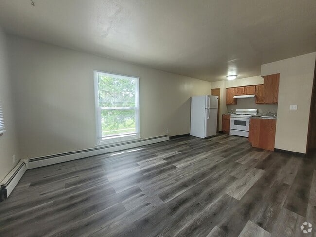 Building Photo - 210 N Summit St Rental