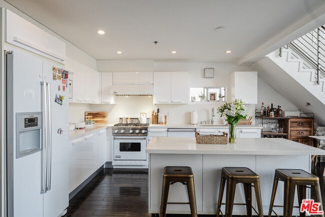 Photo - 13326 Beach Ave Unidad 202