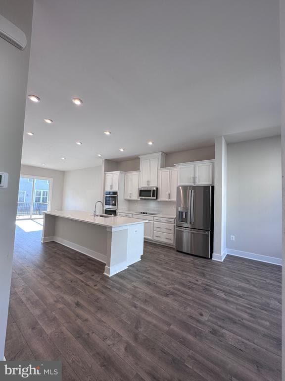 2453 Liberty Lp