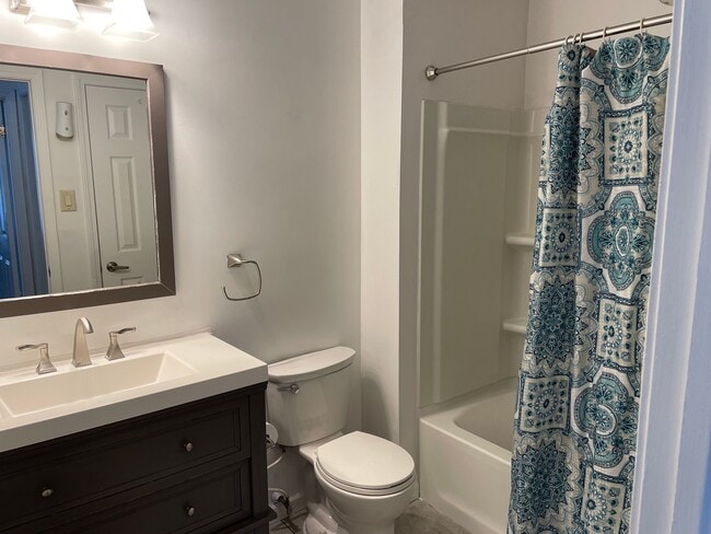 Photo - 201 Society Pl