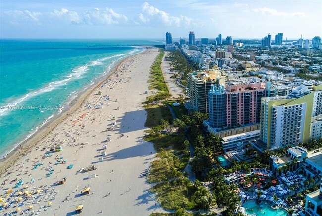 Building Photo - 18100 N Bay Rd Unit 905