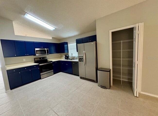 Photo - 592 Tall Oaks Terrace