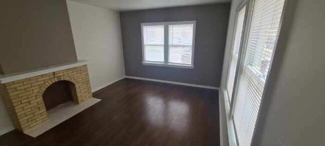 Photo - 1105 W 14th St N Unidad 1