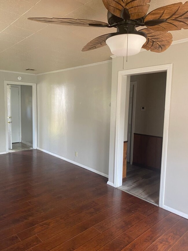 Photo - 2225 S Osage Ave