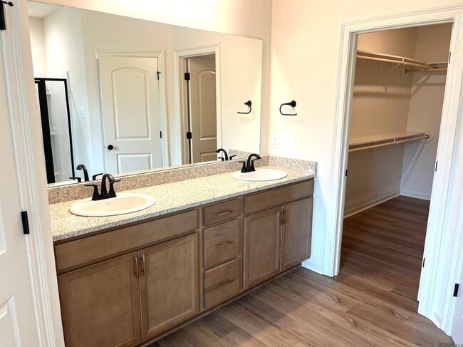 Photo - 35657 Woodland Ridge Dr
