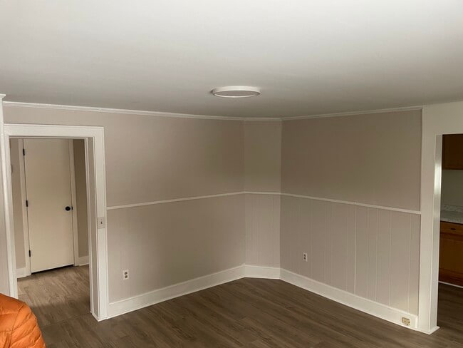 Building Photo - 52 Park St Unit A