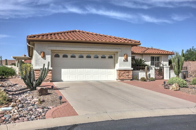 Building Photo - Quail Creek (gated community, age restricted, one occupant must be at least 55 or older, no one u...