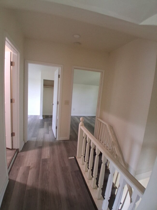 Photo - 431 W Pleasant St Unidad 431 upper west pleasant