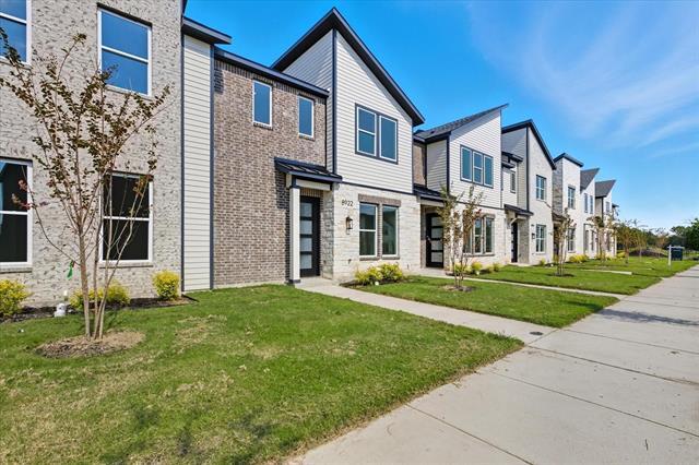 Photo - 8922 Lowell St