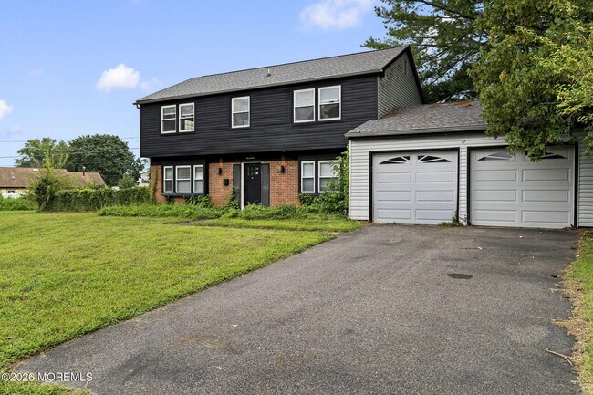 Photo - 17 Tillman Ln