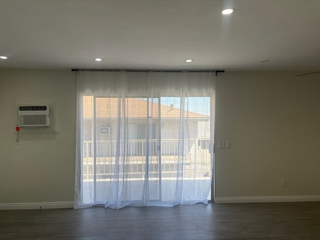 8657 Cll Del Prado Unit 8663