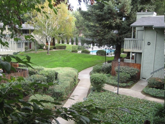 Paradise Valley Apartments