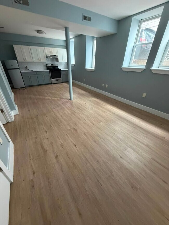 175 S Munn Ave Unit B1