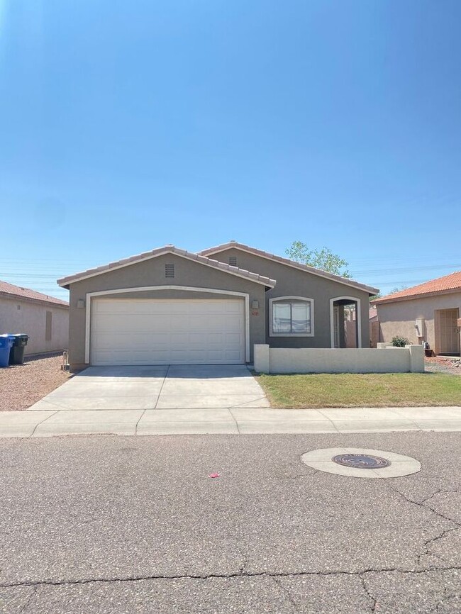 COMING SOON! Spacious 3 Bed 2 Bath home in... - COMING SOON! Spacious 3 Bed 2 Bath home in...