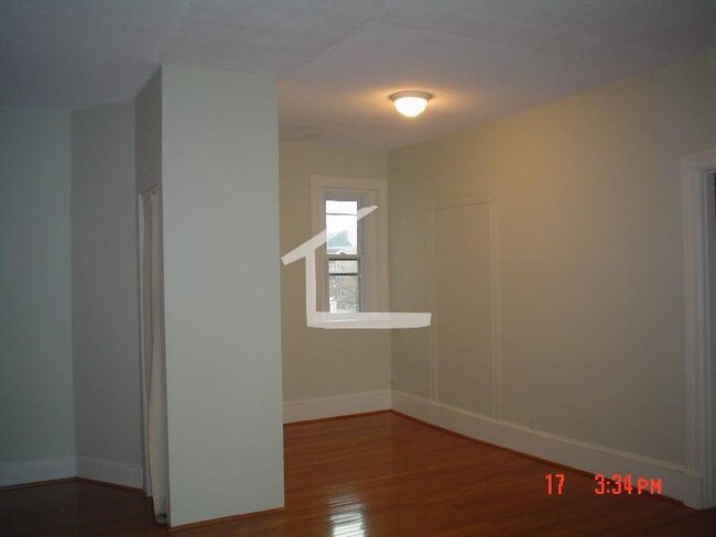 Photo - 12 Glenville Ave Unidad 3