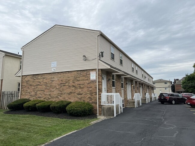 Building Photo - 78 W 9th Ave Unit E