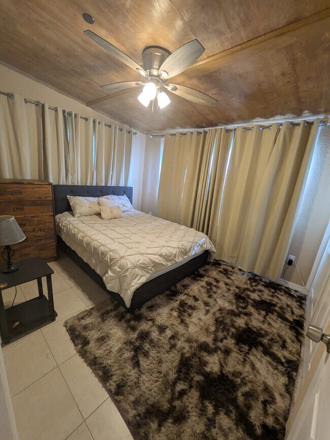 Photo - 2737 Cranmoor Dr