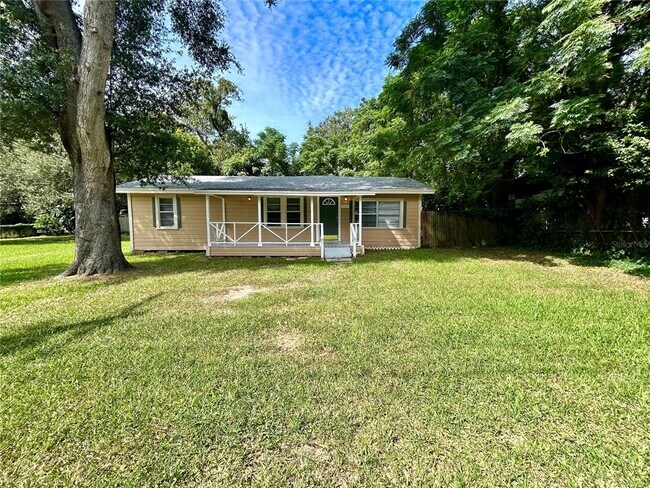 Photo - 2507 Lenna Ave