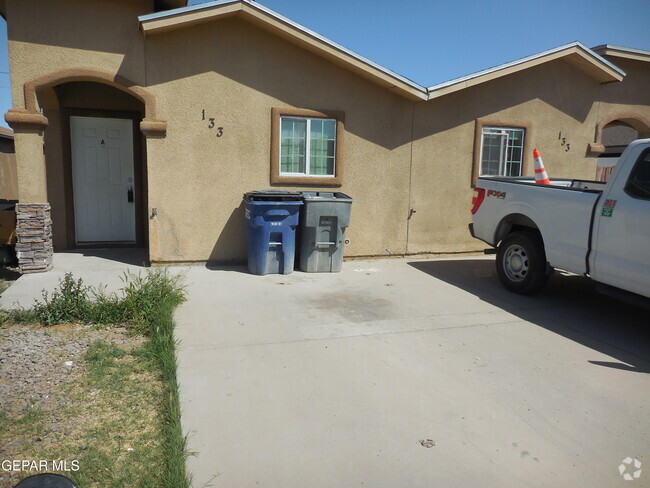 Building Photo - 133 Keeney Court Rental