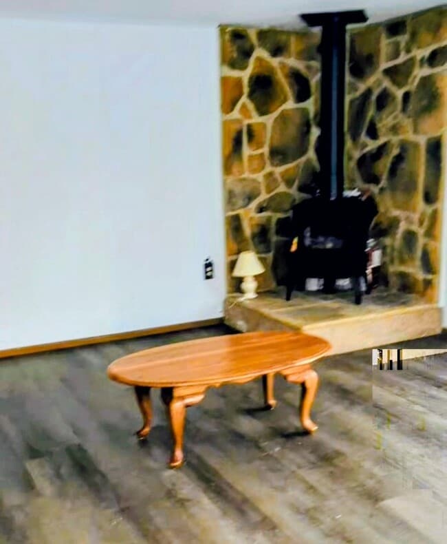 Photo - 102 Winding Way