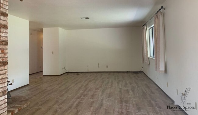 Photo - Make this your new home!