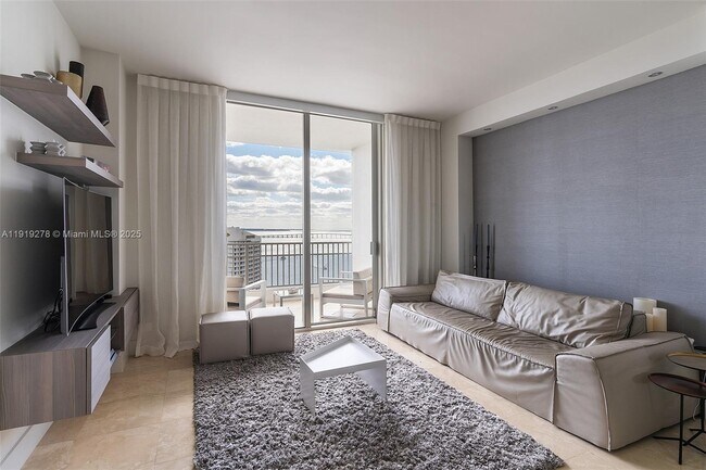 Photo - 701 Brickell Key Blvd Unidad PH-11