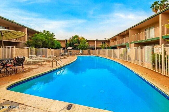 Photo - SPACIOUS AND AFFORDABLE 3 BEDROOM, 1.5 BATH TOWNHOME READY FOR IMMEDIATE MOVE-IN!