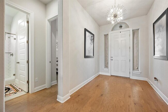 Photo - 686 Treadwell Ln