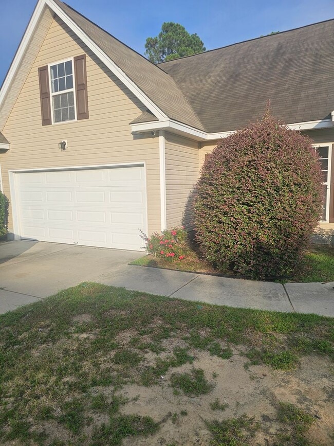 Photo - Spacious 5 Bedroom Beauty in NE Columbia – Modern Updates & Ideal Location!