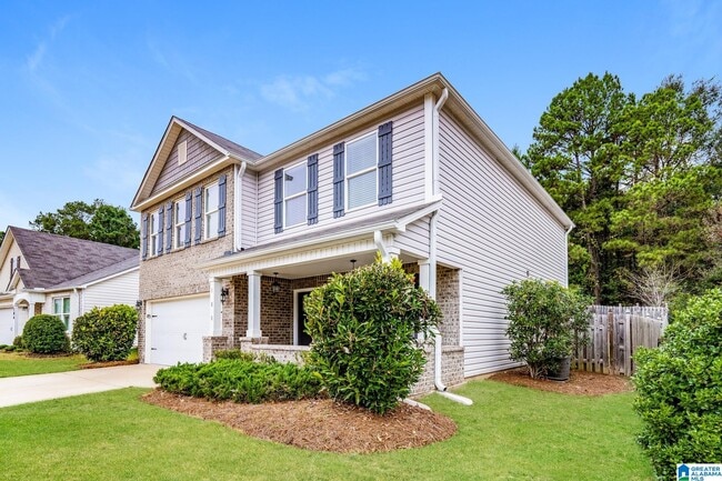 Photo - 180 Belmont Way