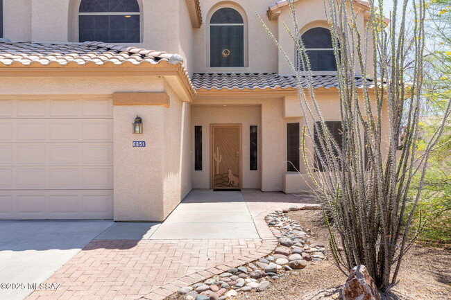 6851 W Kern Dr