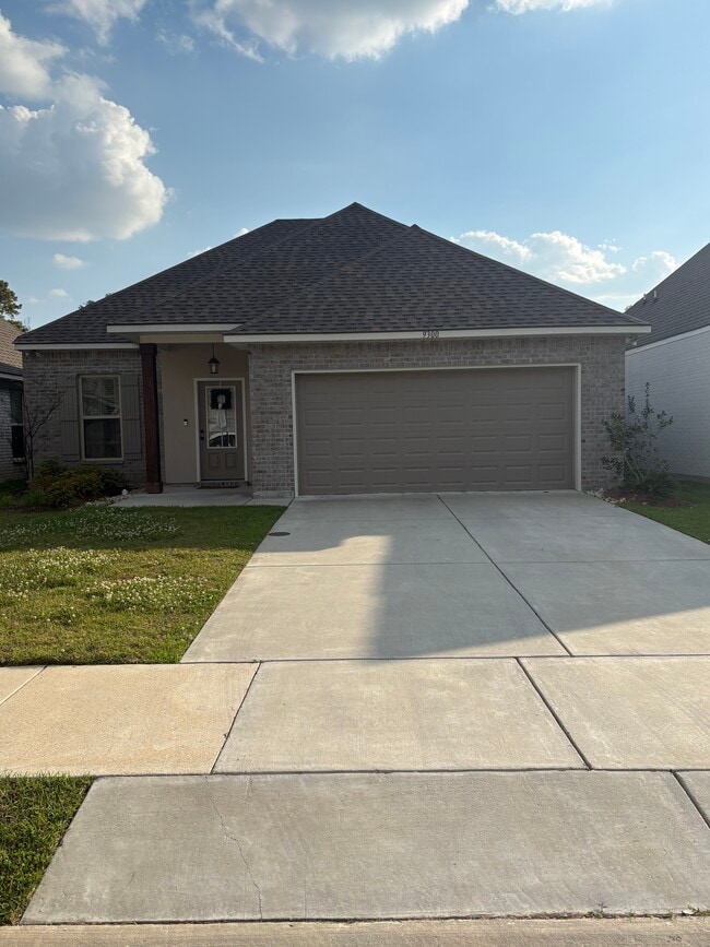 Building Photo - 9300 Asoka Ave