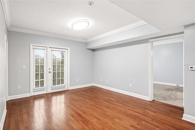 Photo - 300 E South St Unit 4001