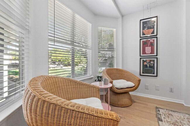 Photo - 2101 Kirksey Dr Townhome