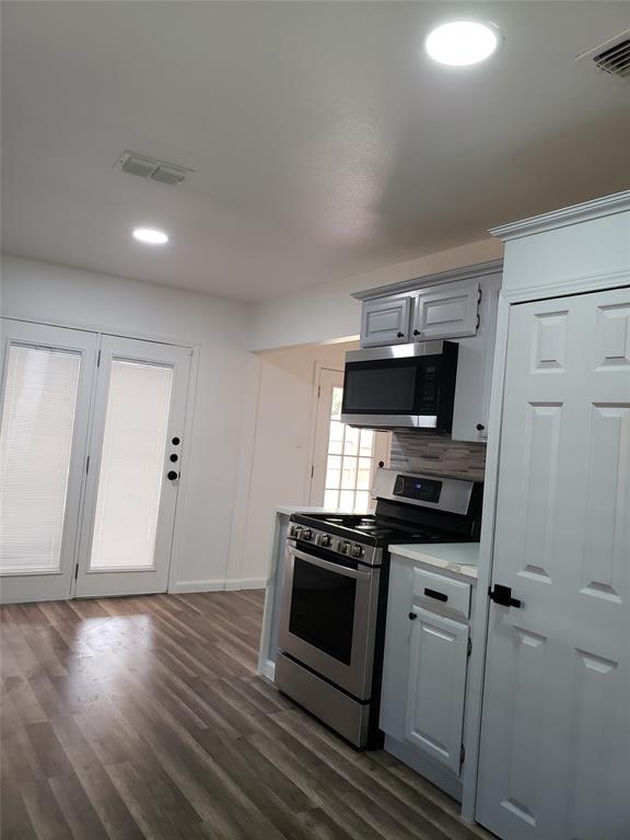 Photo - 703 Meadow Creek Dr
