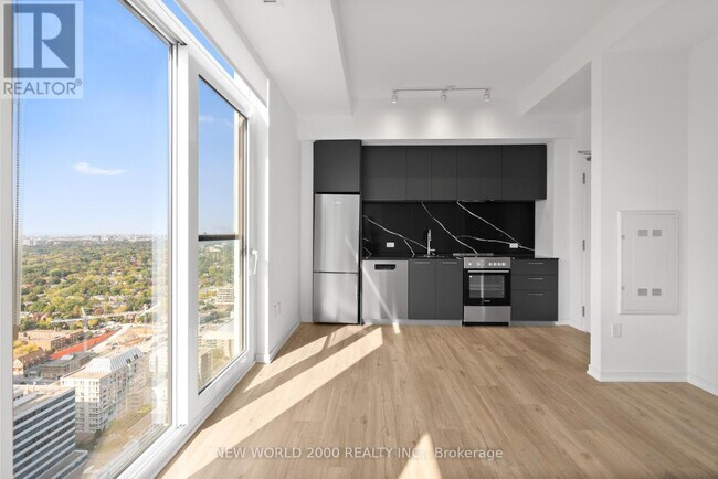 Photo - 101 Roehampton Ave Unit 3809