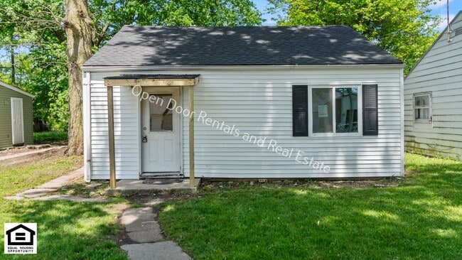 $200 off first months rent* 2 Bedroom home... - $200 off first months rent* 2 Bedroom home...