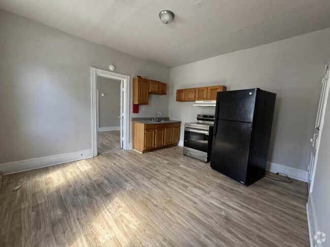Building Photo - 1501 Mulberry St Rental