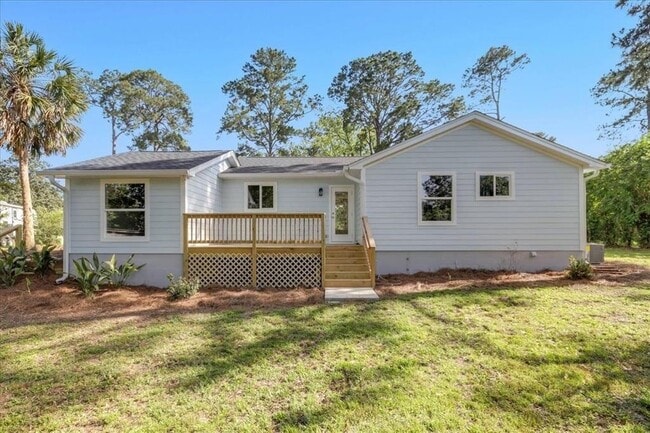 Building Photo - 1602 Carruthers St Rental