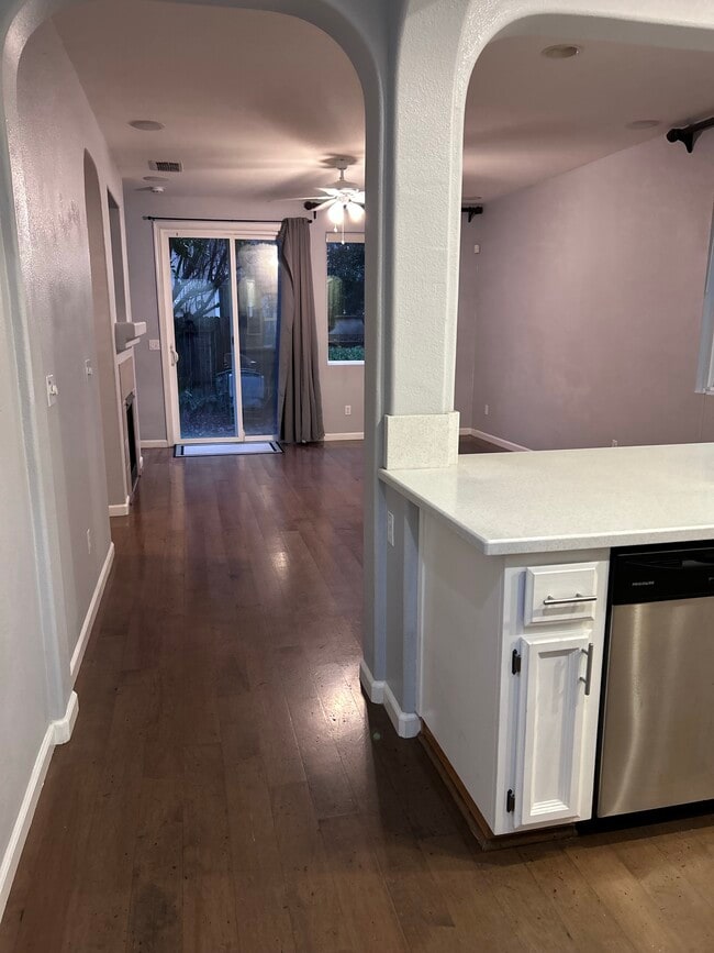 Photo - 3126 Tolliver St