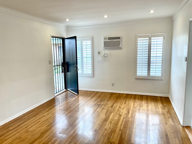 Photo - 3408 Pearl St