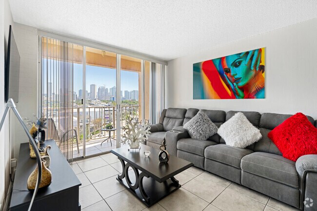 1 BR, 1 BA - 544SF - Living Room - 909 NW 5th St
