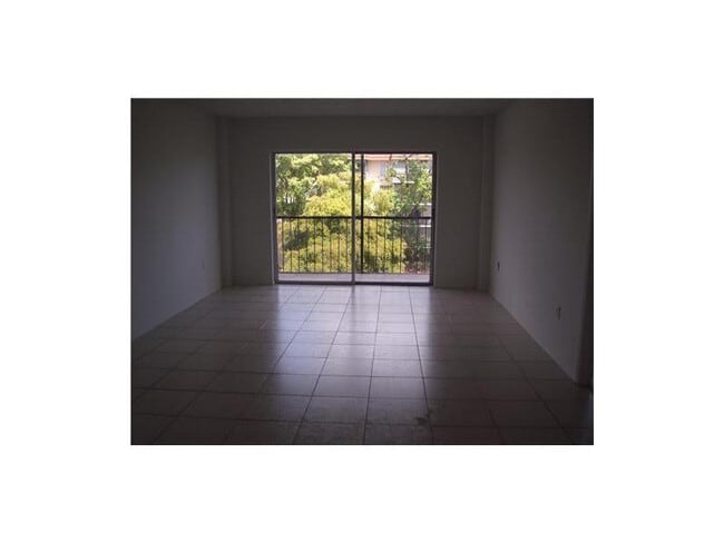 Photo - 4158 Inverrary Dr Unit 404