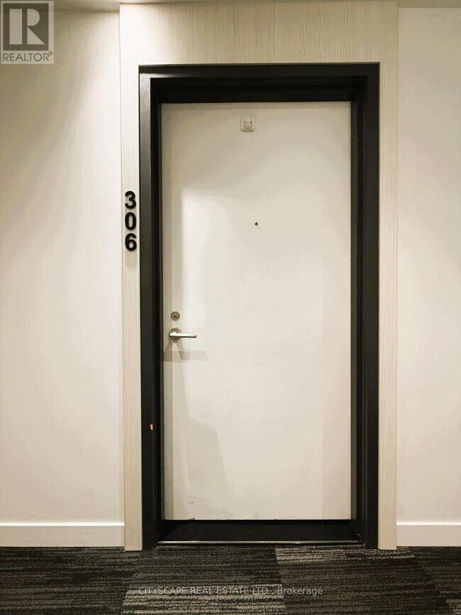 Photo - 185 Alberta Ave Unit 306