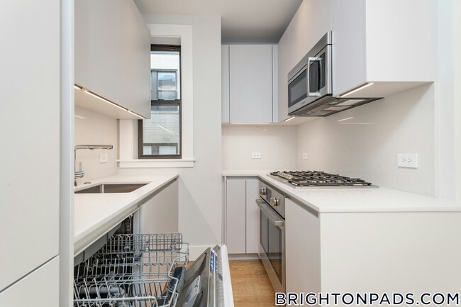 Photo - 8 Elko St Unit 7