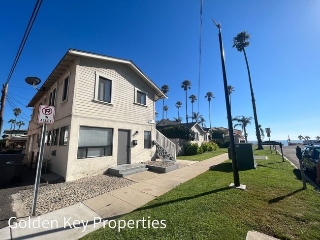 Building Photo - Single-level apartment in Oceanside a block to the beach! Unit 624 N. Pacific St. #B
