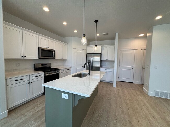Photo - Townhouse in Saratoga Springs